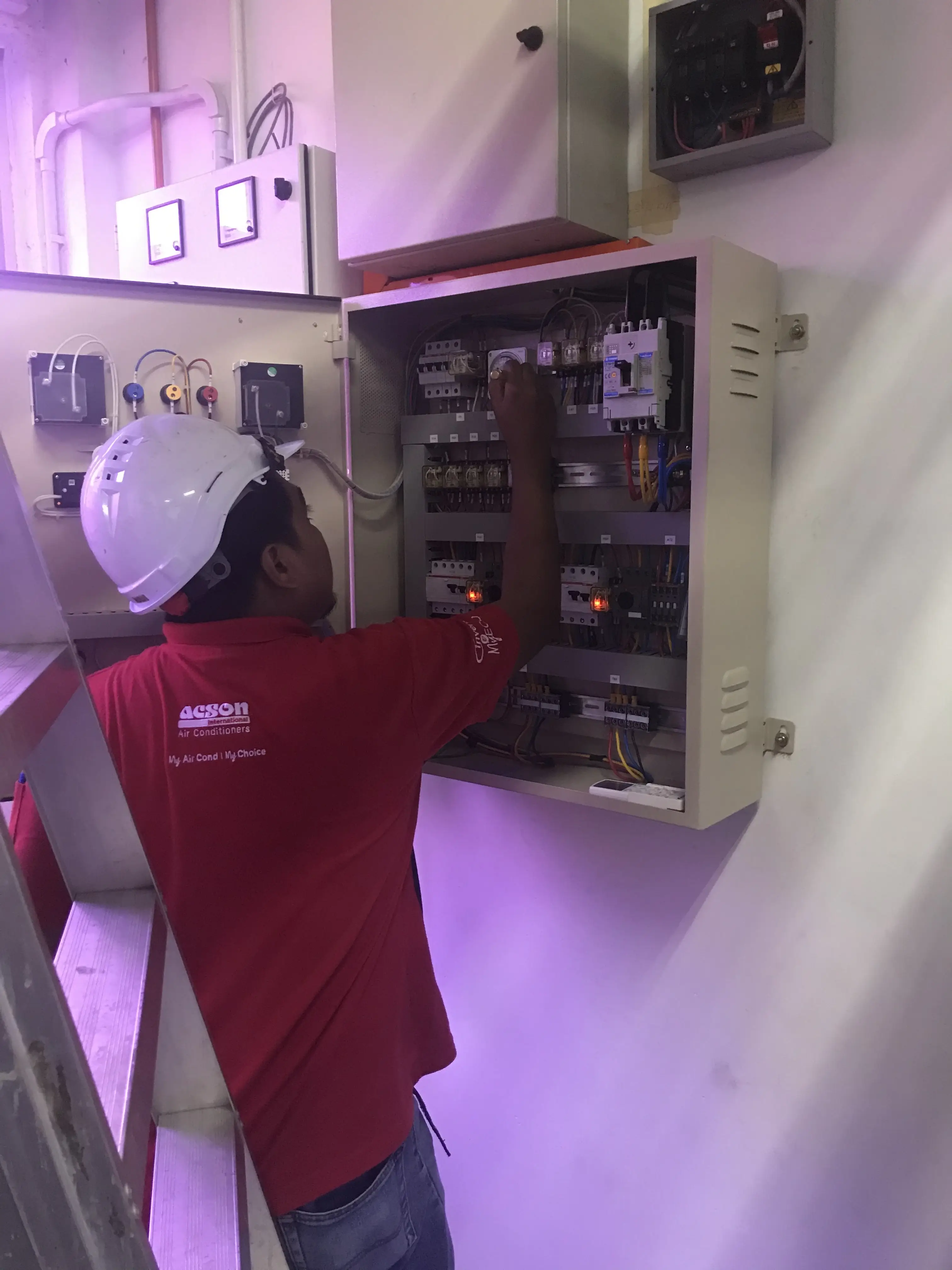 Pendawaian Elektrik Komersial